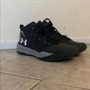 Under Armour High Top Basketball shoes